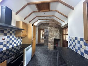 Kitchen- click for photo gallery